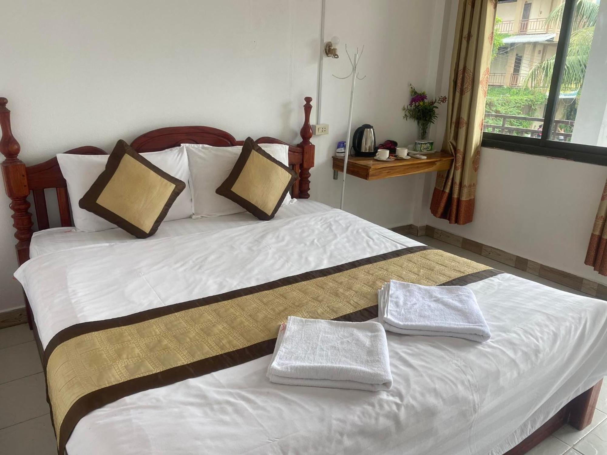 Vang Vieng Victory Hostel Екстер'єр фото