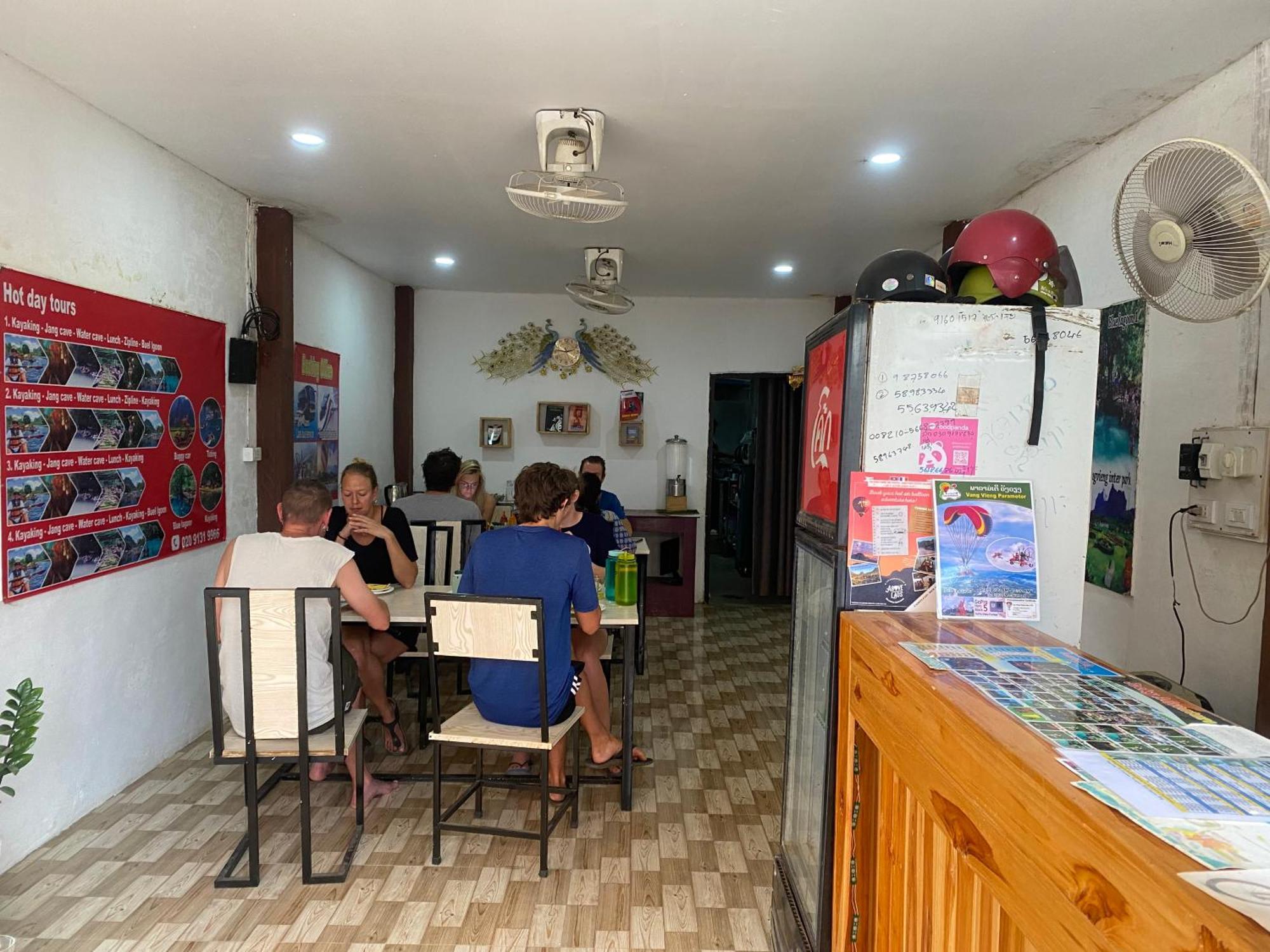 Vang Vieng Victory Hostel Екстер'єр фото
